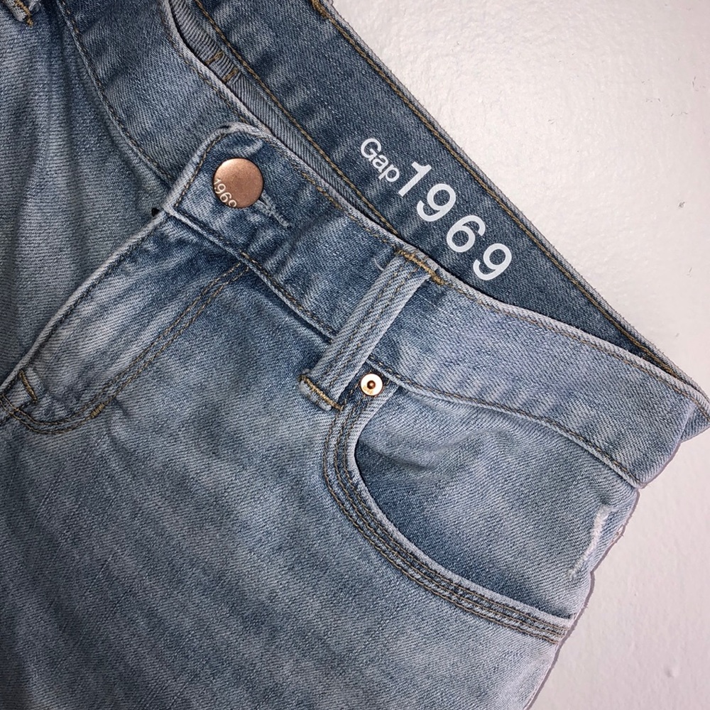 GAP Sexy Boyfriend Shorts